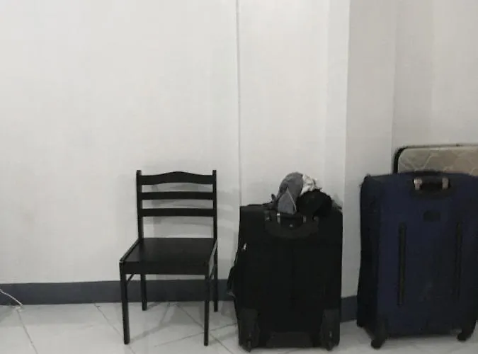 Econome Benrosi Ostello *